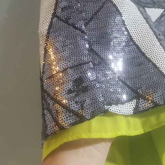 Rampage Sz L BNWT Sequin Skirt - Picture 3 of 13